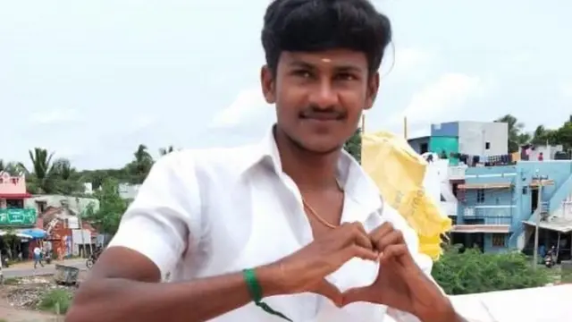 மகனுக்கு இறுதிச் சடங்கு செய்யாத பெற்றோர்