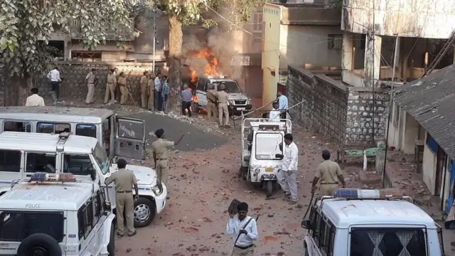 દાહોદના જેસવાડા પોલીસ સ્ટેશન પર ચિલકોટા ગામના રહિશોએ હુમલો કર્યો હતો