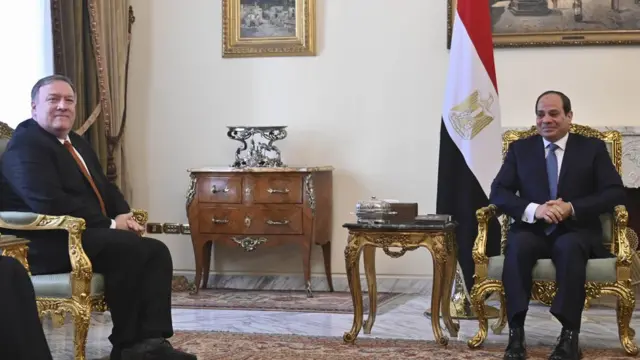 بومبيو في القاهرة