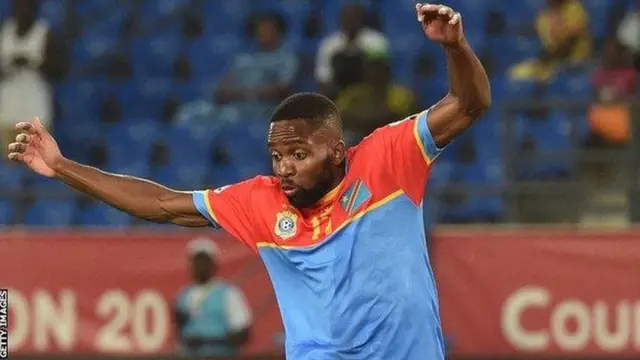 Grâce à un but de Cédric Bakambu, la RD Congo l'emporte sur le Liberia et décroche la qualification.