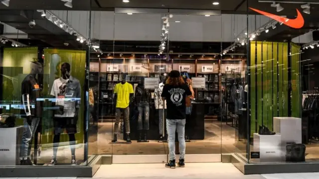 21-майдан соода борлорунда соода жайлары гана ачылат