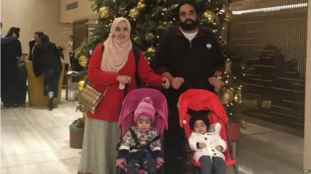 ਅਲਤੁਫ ਅਨੁਸਾਰ ਉਨ੍ਹਾਂ ਦੀਆਂ ਦੋਵੇਂ ਧੀਆਂ ਨੂੰ ਨਹੀਂ ਪਤਾ ਕਿ ਉਨ੍ਹਾਂ ਦੀ ਮਾਂ ਉਨ੍ਹਾਂ ਦੇ ਨਾਲ ਨਹੀਂ ਆ ਰਹੀ ਹੈ