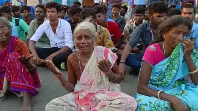 விவசாயிகள் தற்கொலை