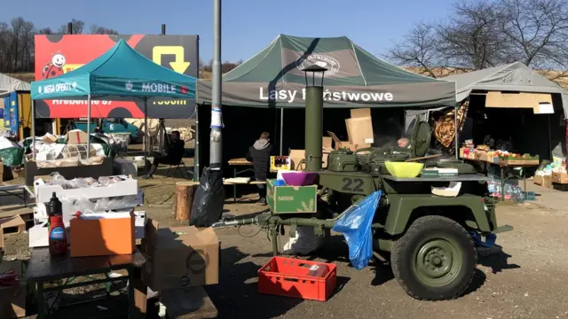 В палаточном городке