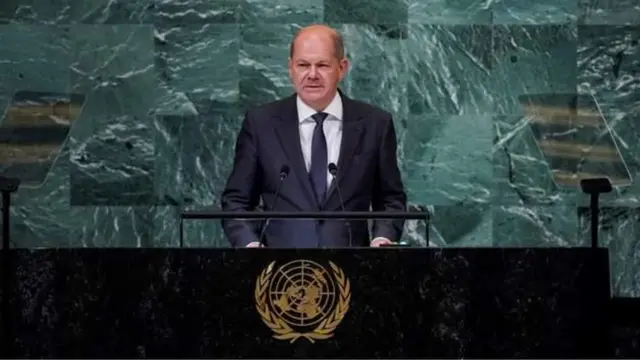 જર્મન ચાન્સેલર ઓલાફ શૉલ્ટસ