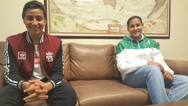 مہرُو خان اور عذرا