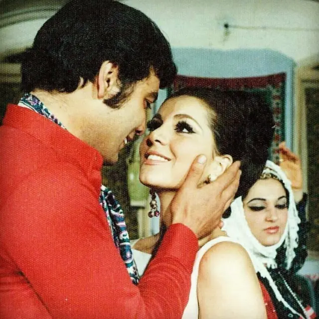 منوچهر وثوق