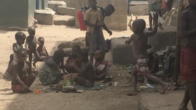 Some of di pikin dem no di go school since dem run from dia village