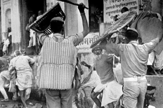 బాబ్రీ మసీదు