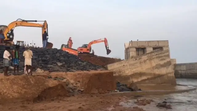 தடுப்பணை