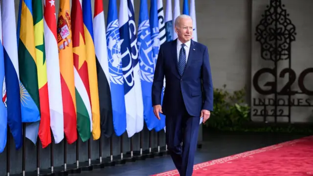 जो बाइडन