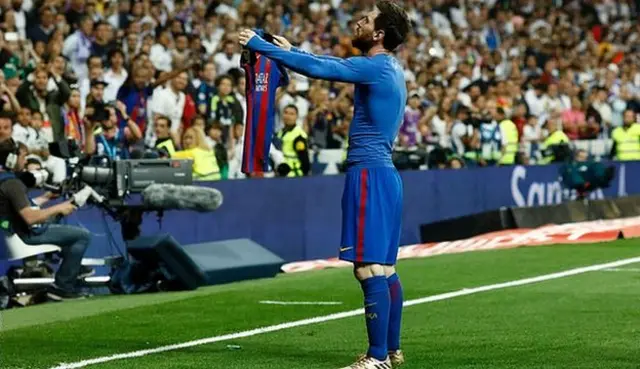 Lionel Messi celebrates goal against Real Madrid in 2017