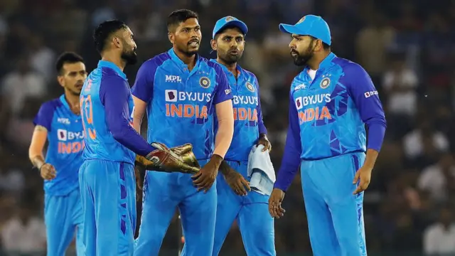 ભારતની હાર બાદ ભારતીય બૉલરોની નબળાઈની પણ ચર્ચા થઈ રહી છે