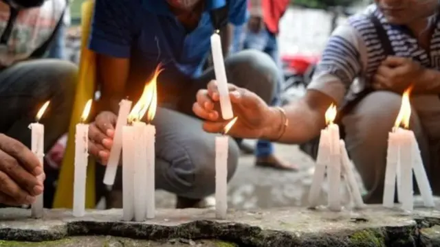 मेणबत्ती