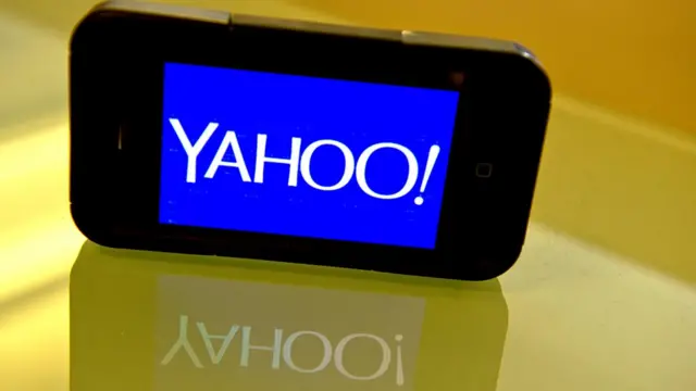 yahoo logo