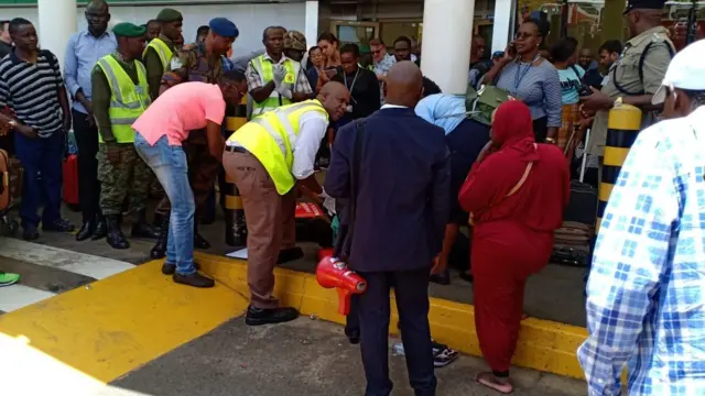 Waliyoathirika zaidi na mgomo huo ni abiria ambao walikwama kwa saa kadhaa.