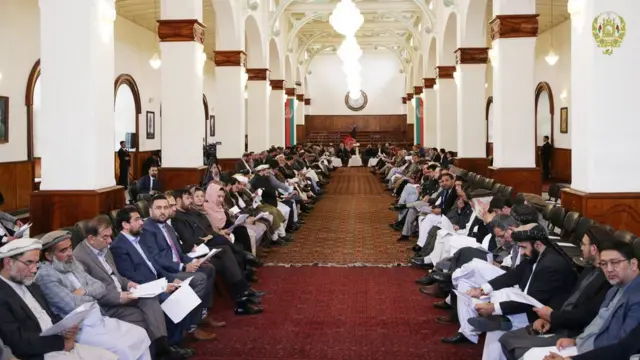 ارګ کې ناسته