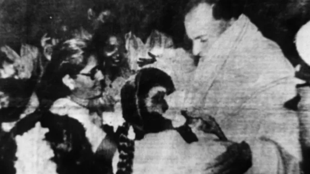 राजीव गांधी