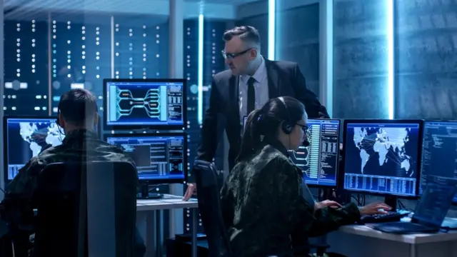 মহামারি পরবর্তী বিশ্বে বাড়তে পারে রাষ্ট্রের নজরদারি