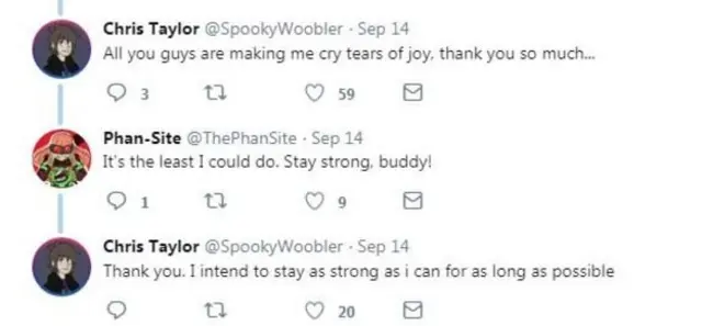 Скріншот твітів Кріса Тейлора