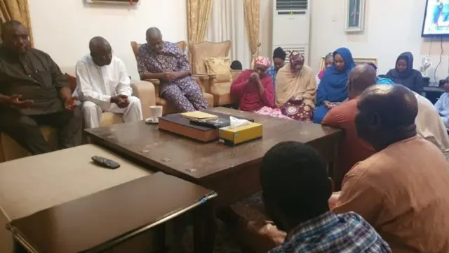 Aworan Sambo Dasuki ati mọlẹbi rẹ