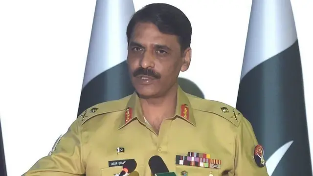 ر