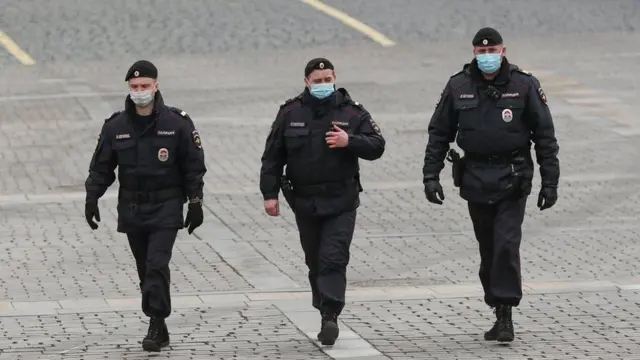 полицейские