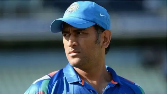 ధోనీ హాఫ్ సెంచరీ