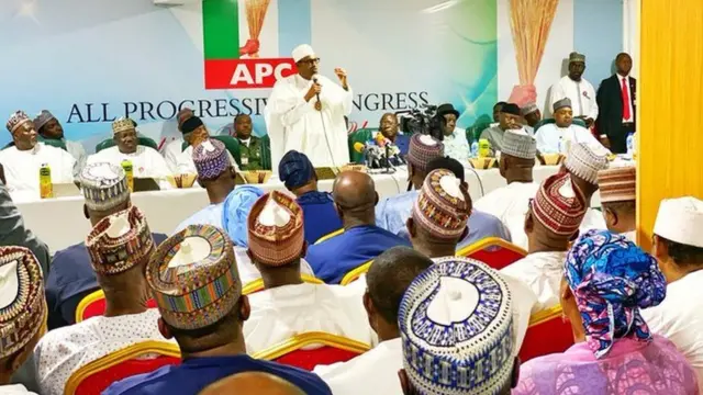 President Buhari dey tok for di APC NEC meeting