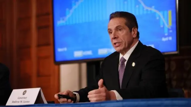 न्यूयॉर्क के गवर्नर एंड्रू कूमो
