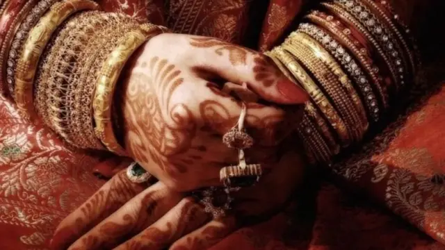 પ્રતીકાત્મક તસવીર