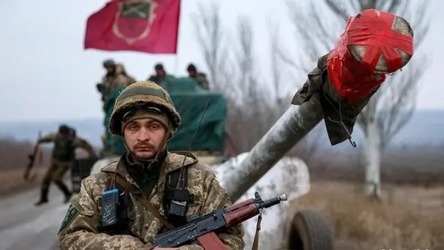 Ajoyib Dani Daniels jinsiy sherigining yonida Denis va Anna jinsiy ayol