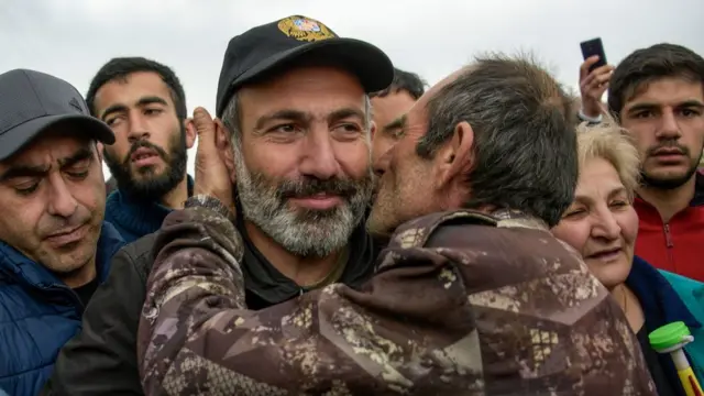 Николу Пашиняна встречали толпы его сторонников