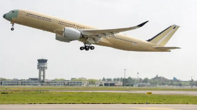A350-900 ULR