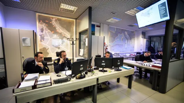 Guardacostas italianos