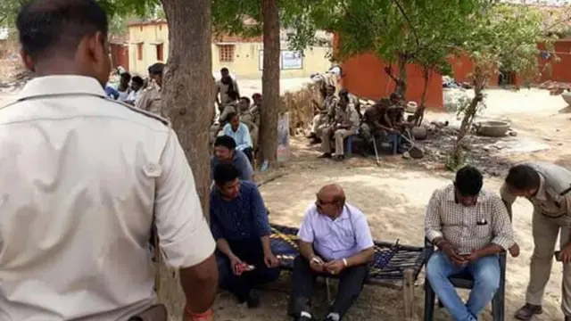 पुलिसकर्मी