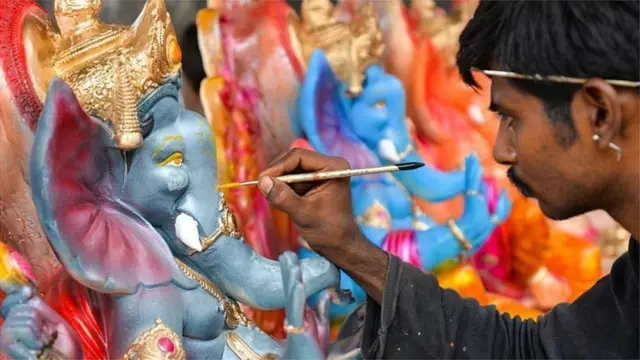 પ્રતીકાત્મક તસવીર