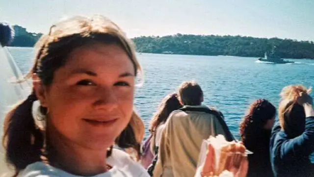 Sara Tomas 2002. godine