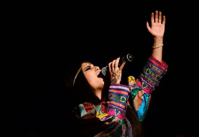 இசைக் கச்சேரியில்