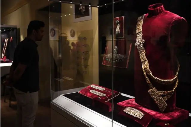 నిజాం నగల ప్రదర్శన