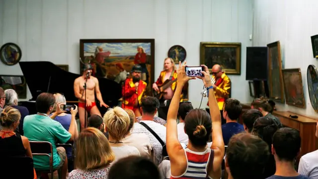 "Хамерман знищує віруси" в музеї