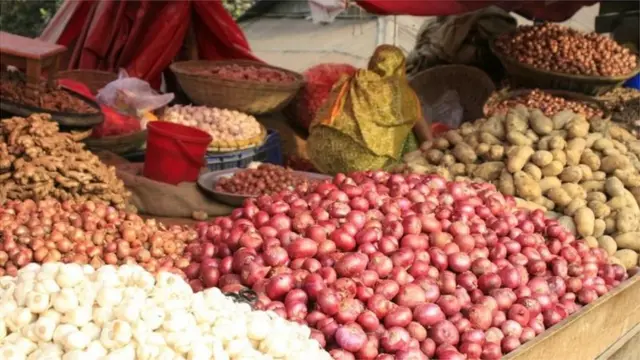 Yoqolgan mobil telefondan Blowjob onlayn Katta kokraklar oynaydi