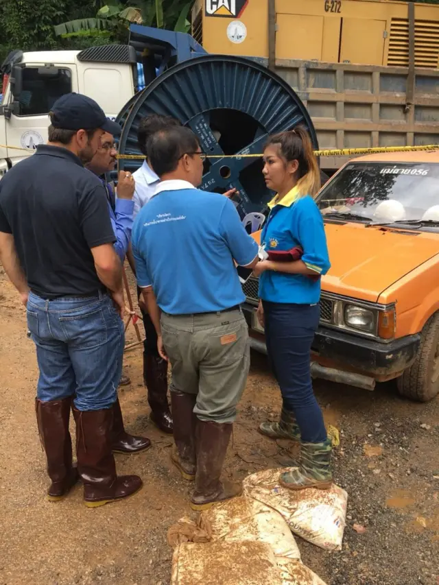 தாய்லாந்து குகை மீட்பில் தண்ணீரை வெளியேற்ற உதவிய இந்திய குழு