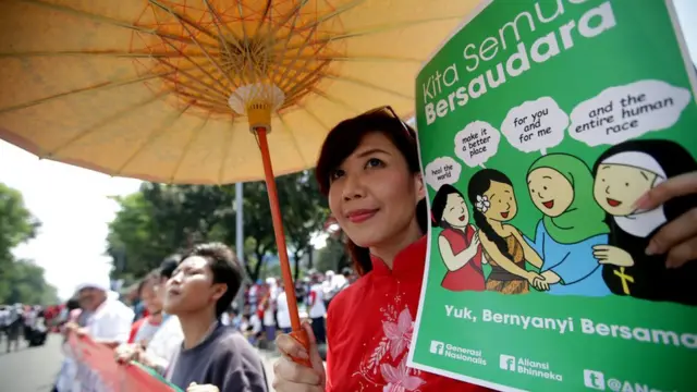 Pawai bhineka tunggal ika