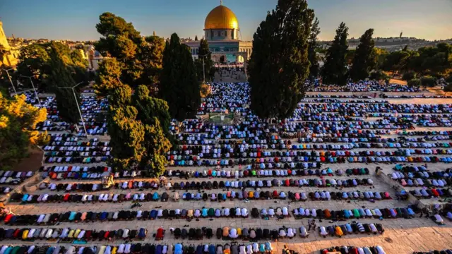 Muslims pray at al-Aqsa compound
