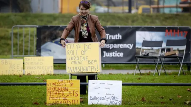 проросійська демонстрантка