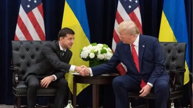 Ukrayna Devlet Başkanı Vladimir Zelenskiy ve ABD Başkanı Donald Trump