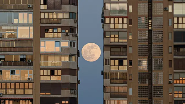 ਸਪੇਨ ਵਿਖੇ ਨਜ਼ਰ ਆਇਆ 'ਬਲੱਡ ਮੂਨ'