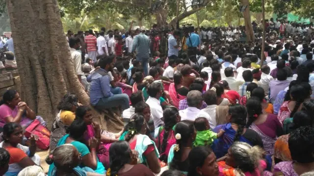 நெடுவாசலில் தொடரும் போராட்டம்: குறையாத கூட்டம்