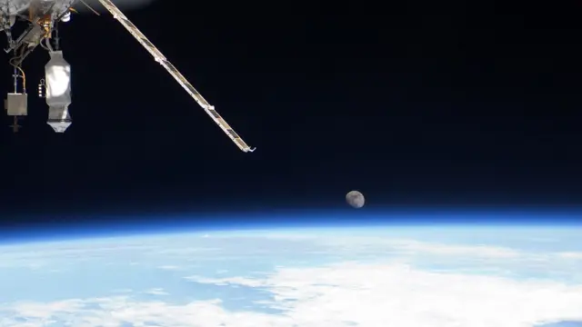 Luna vista desde el espacio.